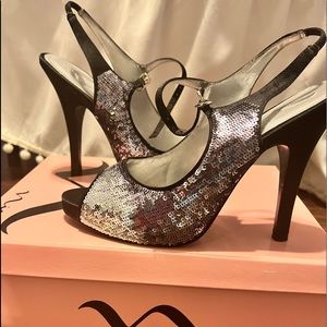 Nina Sequins Heels Sz 7.5